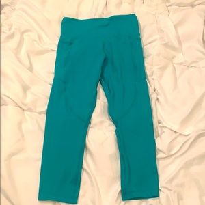 Emerald green zyia active light n tight capris